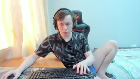 Snapshot of iliaskrislove chatting on 04.03.26 iliaskris online show from 04.03.26