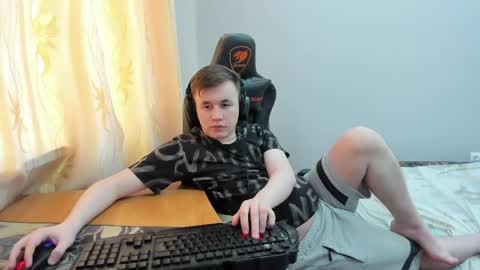 Snapshot of iliaskrislove chatting on 04.29.26 iliaskris online show from 04.29.26