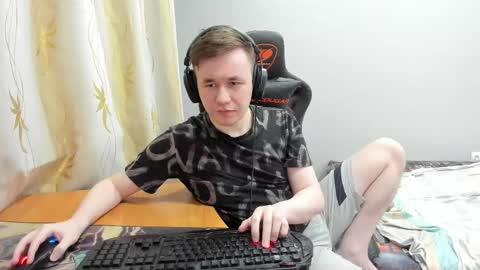 Snapshot of iliaskrislove chatting on 04.29.26 iliaskris online show from 04.29.26
