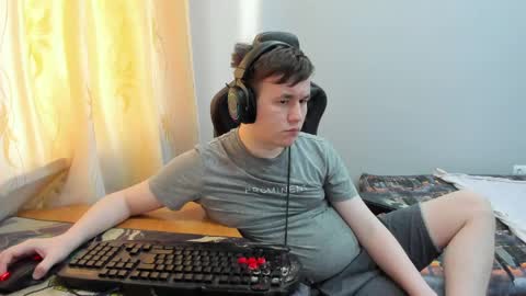 Snapshot of iliaskrislove chatting on 05.15.26 iliaskris online show from 05.15.26