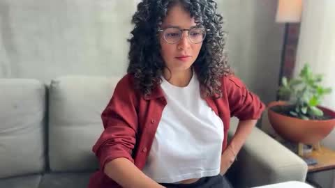 Kloe online show from 09.30.25