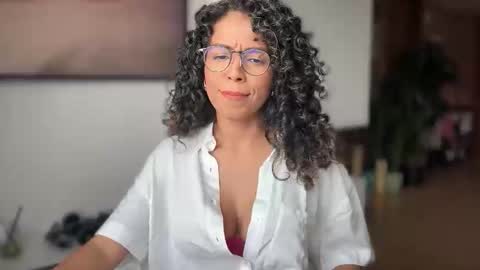 Kloe online show from 10.28.25