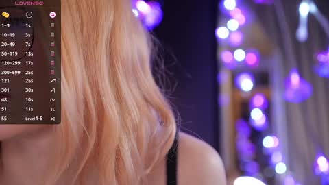 Lindsey and Candice online show from 12.18.25