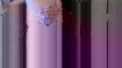 Snapshot of ilovelittletitties chatting on 09.28.25 ilovelittletitties online show from 09.28.25