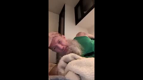 Snapshot of iluvnaughtypartygirls chatting on 04.10.26 iluvnaughtypartygirls online show from 04.10.26