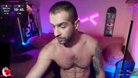 Snapshot of ilyafriend chatting on 12.23.24 Ilya online show from 12.23.24