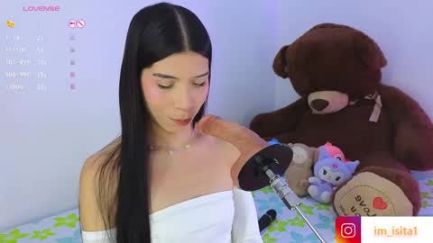 Snapshot of im__isabella chatting on 05.22.26 Isa Vasquez online show from 05.22.26