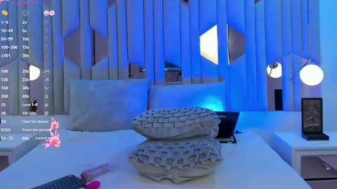 Caro   online show from 12.24.24