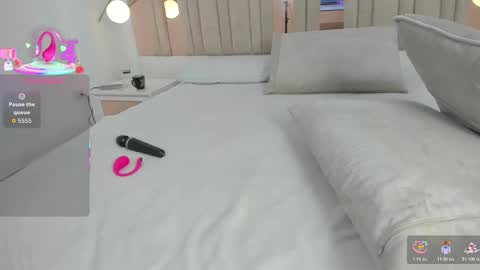 Caro   online show from 12.21.25