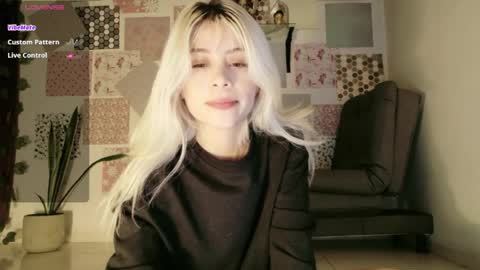 Snapshot of im_kali chatting on 04.16.26 im_kali online show from 04.16.26