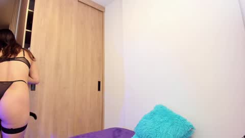 Snapshot of im_lunita chatting on 12.03.24 Luna online show from 12.03.24