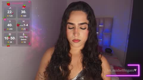 Snapshot of im_miabigass chatting on 11.29.25 Mishell Martinez INSTAGRAM im mishellbigass online show from 11.29.25