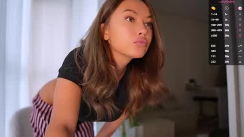 Milla online show from 11.12.25