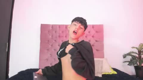 Snapshot of im_miu chatting on 01.11.26 Arley online show from 01.11.26