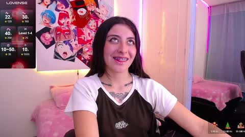 Snapshot of im_rosse_ chatting on 12.23.24 Jade Rosse online show from 12.23.24