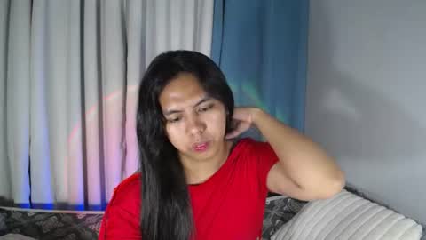 Snapshot of im_ur_girl_demure chatting on 07.30.26 kyline online show from 07.30.26
