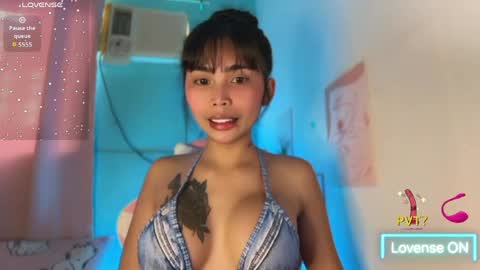 Snapshot of im_your_sexy_wifexxx chatting on 06.05.26 Ms. M online show from 06.05.26