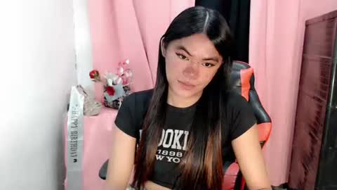 Snapshot of im_yourfairyannaxx chatting on 10.14.25 im_yourfairyannaxx online show from 10.14.25