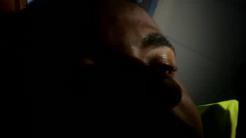 Snapshot of imaking01 chatting on 01.08.25 imaking01 online show from 01.08.25