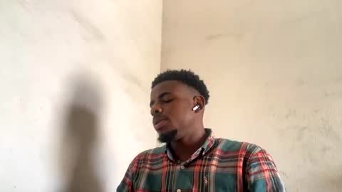 Snapshot of imaking01 chatting on 02.24.25 imaking01 online show from 02.24.25