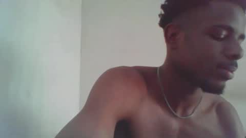 Snapshot of imaking01 chatting on 10.17.25 imaking01 online show from 10.17.25