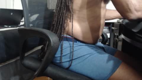 Snapshot of imanlolo789__ chatting on 09.15.25 Imanlolo789 formerly known as Slimrodxxx independent model online show from 09.15.25