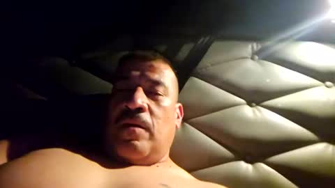 imbackmandosuknw online show from 02.20.25