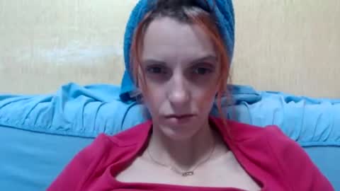 Snapshot of imelissa8malis chatting on 10.04.25 irina online show from 10.04.25