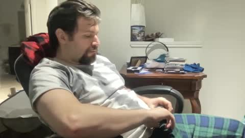 Snapshot of imightgetnaked chatting on 01.01.25 imightgetnaked online show from 01.01.25