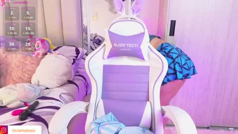 Snapshot of imlarisamaia chatting on 02.08.25 Larisa online show from 02.08.25