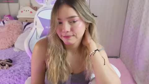 Snapshot of imlarisamaia chatting on 02.27.25 Larisa online show from 02.27.25