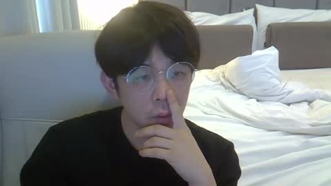 Snapshot of imlowerlife chatting on 02.21.25 imlowerlife online show from 02.21.25