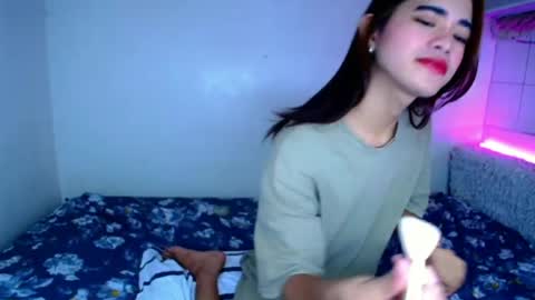 Snapshot of imma_ambani chatting on 05.25.26 imma online show from 05.25.26