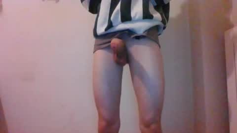 Snapshot of imobb47 chatting on 11.01.25 IKAX online show from 11.01.25