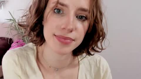 Snapshot of imogensy chatting on 04.24.26 my name Imo Fansly online show from 04.24.26