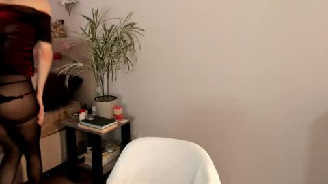 Snapshot of imogensy chatting on 05.31.26 my name Imo Fansly online show from 05.31.26