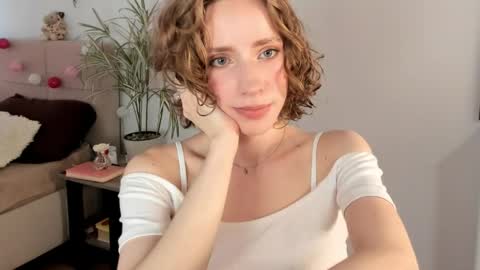Snapshot of imogensy chatting on 06.03.26 my name Imo Fansly online show from 06.03.26