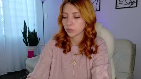 Snapshot of imsiennabellucci chatting on 09.16.25 Sienna online show from 09.16.25