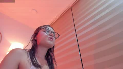 imsofia_dy online show from 06.04.26
