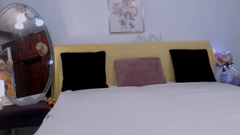 Ina online show from 12.03.25