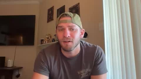 Snapshot of inamate93 chatting on 02.04.26 Inmate1993 online show from 02.04.26