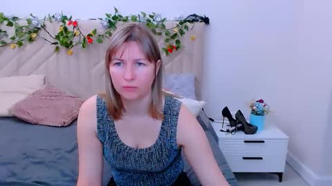 incredible_ariela online show from 03.04.26