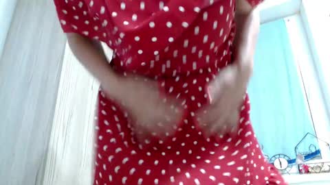 Snapshot of increible_della chatting on 05.25.26 Della online show from 05.25.26