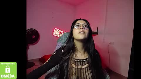 Snapshot of incubus2sucubus chatting on 11.24.25 incubus2sucubus online show from 11.24.25