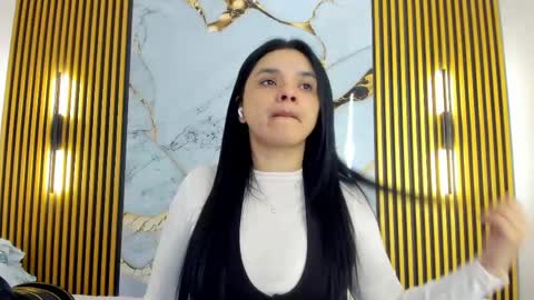 Snapshot of indi_catalina chatting on 06.01.26 Indi Catalina online show from 06.01.26