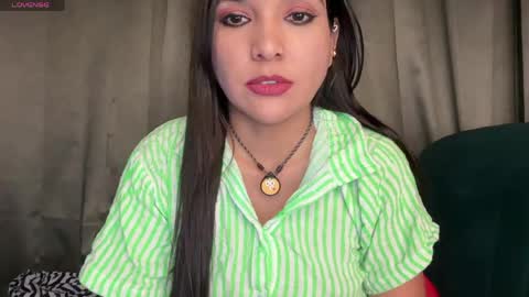 Snapshot of indian_meenakshi_69 chatting on 05.27.26 priya online show from 05.27.26