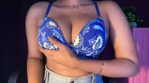Snapshot of indian_raya chatting on 04.18.26 Raya online show from 04.18.26