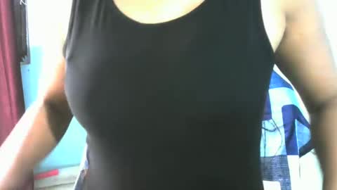 Snapshot of indiananu23 chatting on 01.02.25 indiananu23 online show from 01.02.25