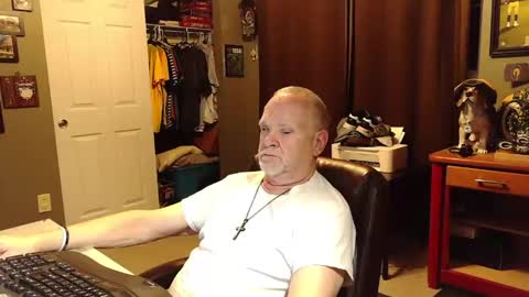 Papa online show from 11.10.25