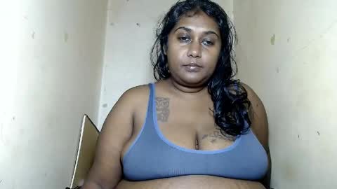 Snapshot of indiancoco chatting on 05.15.26 candice online show from 05.15.26